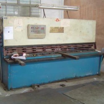 Guillotine_QC12Y-8x2500